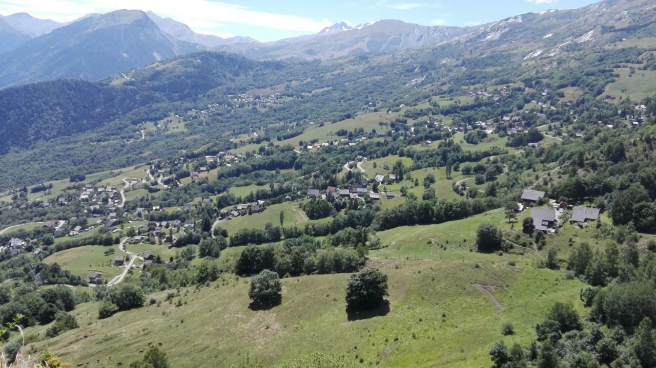 Bel Au Rez De Chaussee D'un Apartment *